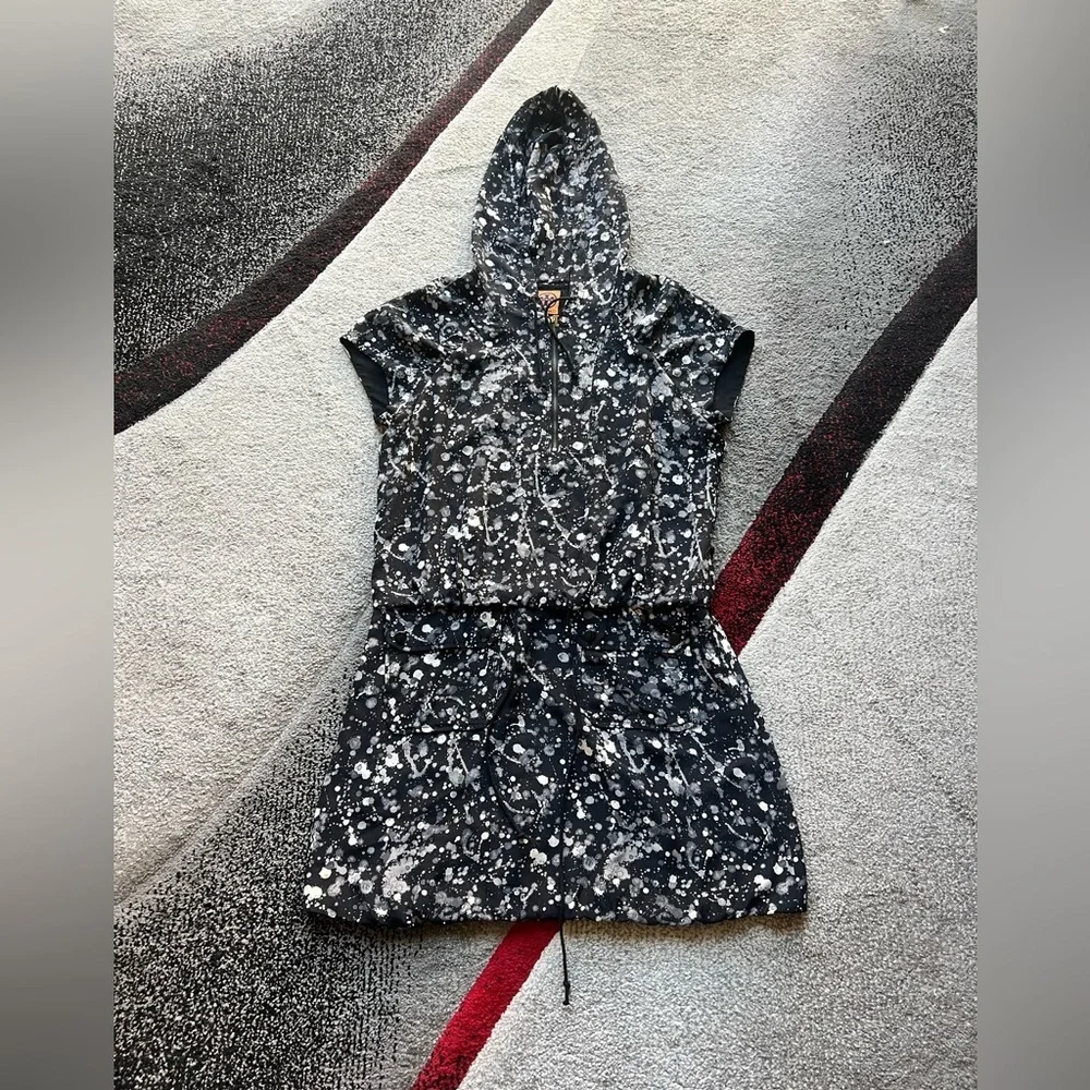 Tory Burch Abstract Print Silk Hooded Athletic Dress